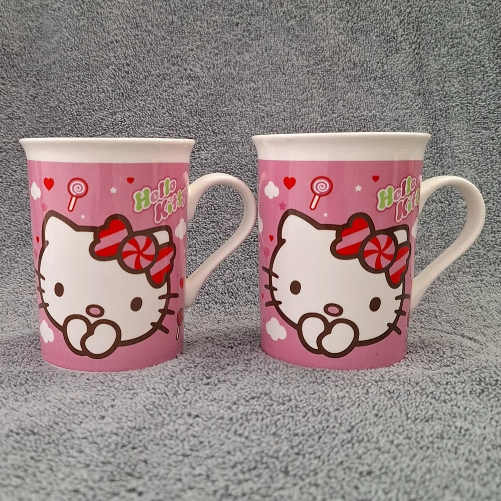 Set of 2 Hello Kitty peppermint candy theme mugs